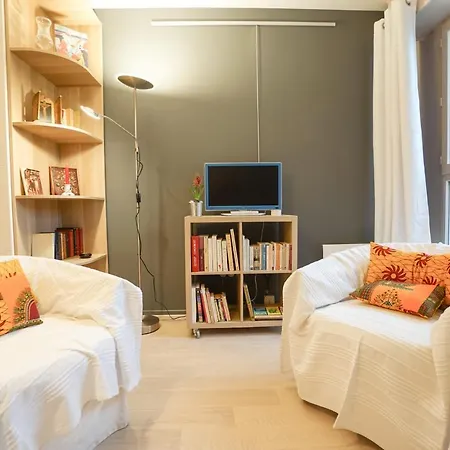 Charming Studio Near Paris
